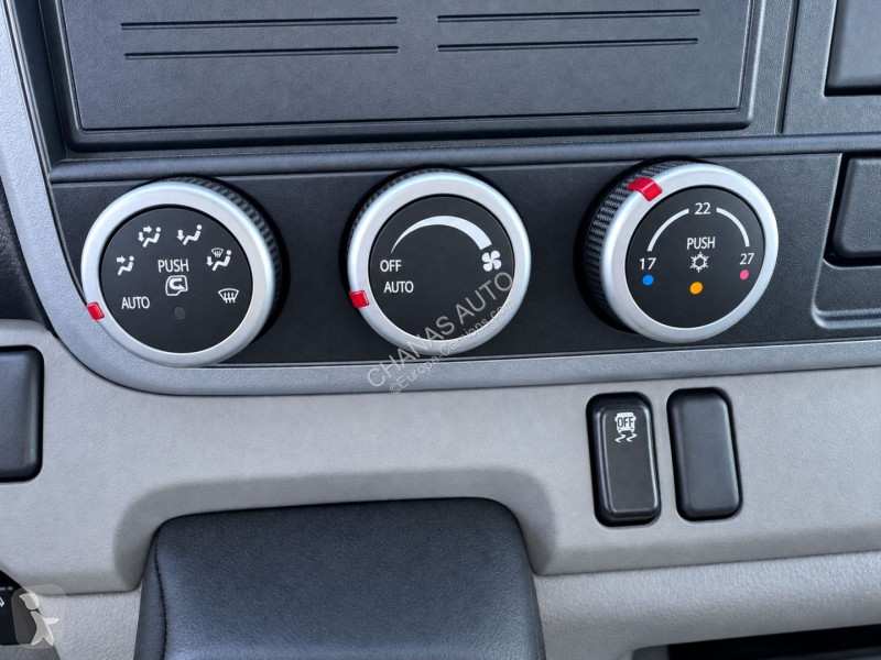 Užitkové vozidlo Mitsubishi 3C15 150CV 3L BOB...