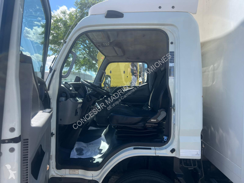 Kamion Mitsubishi Fuso  7C15