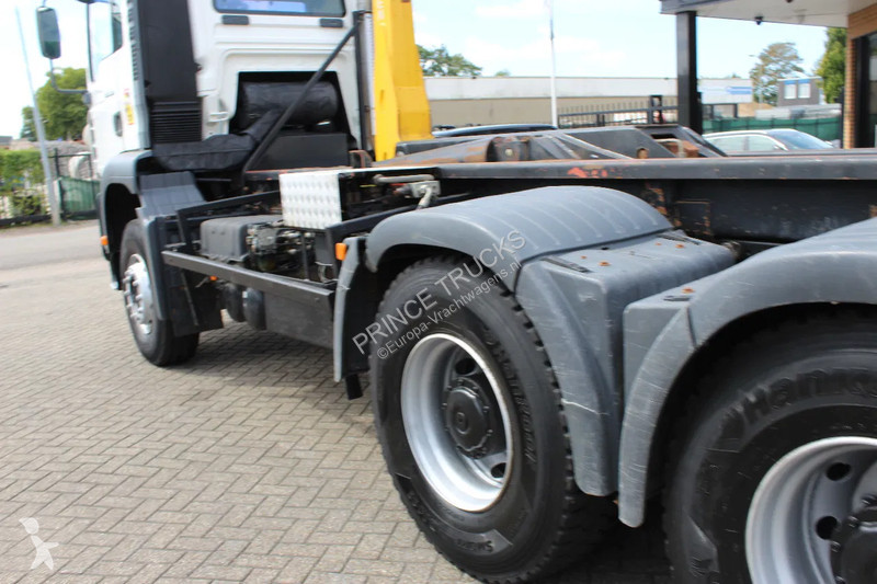 Camion MAN TGA * 6X4 * EURO 3 *