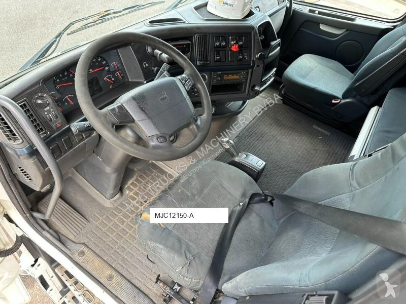 Kamion Volvo PK50002 EH E - 6x