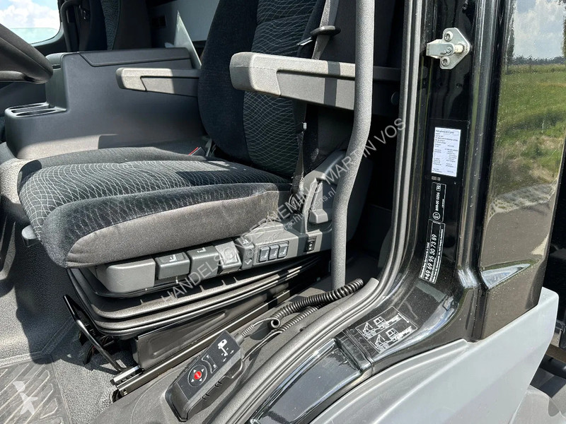 Vrachtwagen Mercedes 1221  1221L EURO6. 2021