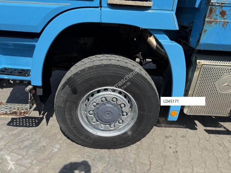 Camion Mercedes AK12
