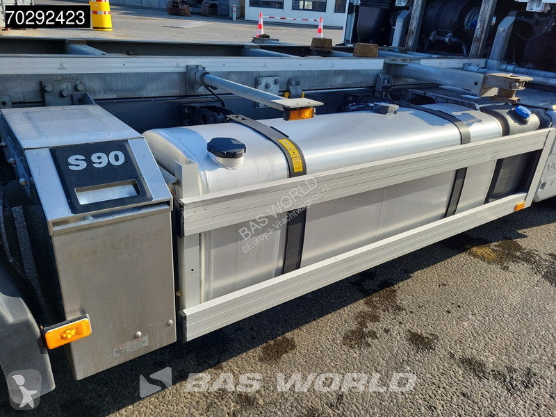 Vrachtwagen Volvo 540  6X2 Retarder Lift-Axle...
