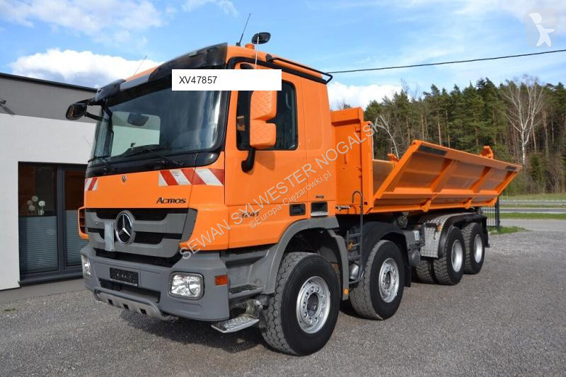 Teherautó Mercedes ACTROS 3241