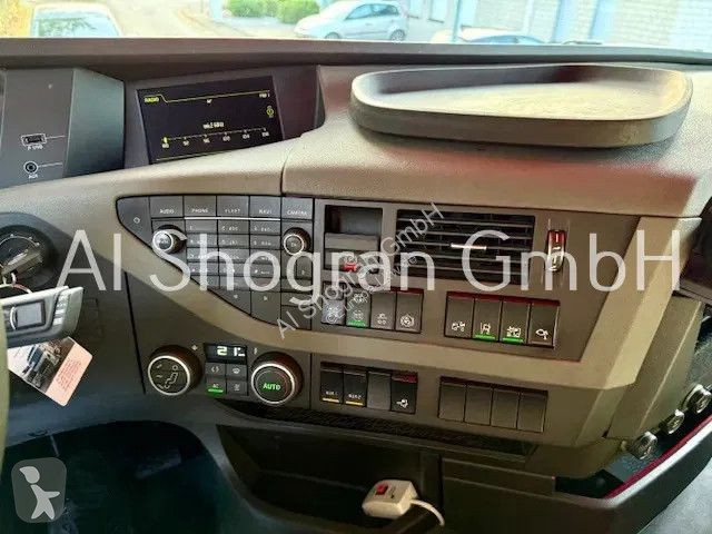 شاحنة Volvo 500 6x4 / Kran Epsilon M10Z / Eu6