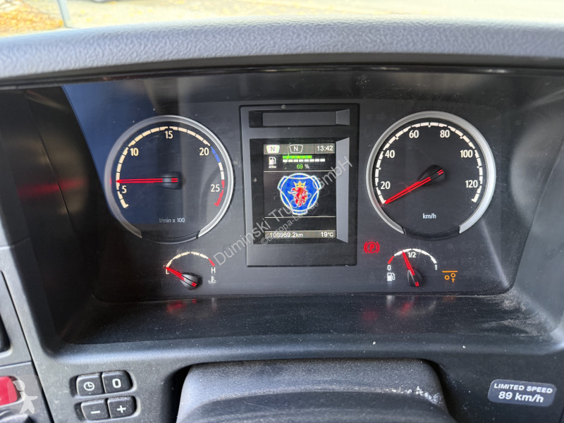 شاحنة Scania P280 6X2*4