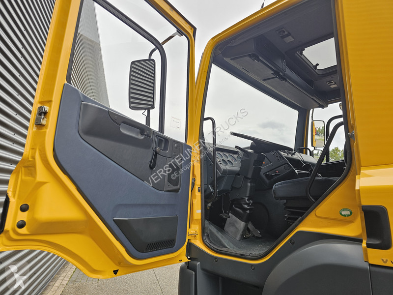 شاحنة DAF CF 85330 / 40 t/m CRANE / KRAN /...