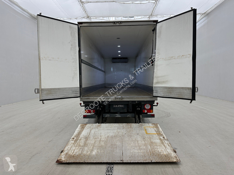 شاحنة Volvo 250