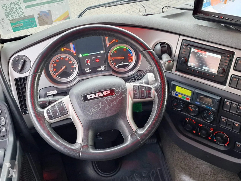 شاحنة DAF 440 SuperSpaceCab 6x2*4 - 2 deck...