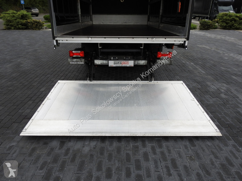Furgoneta Iveco 70C18 DAILY