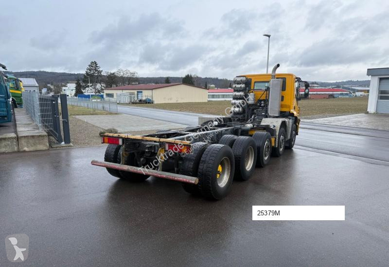 شاحنة Iveco 676 410T50-5