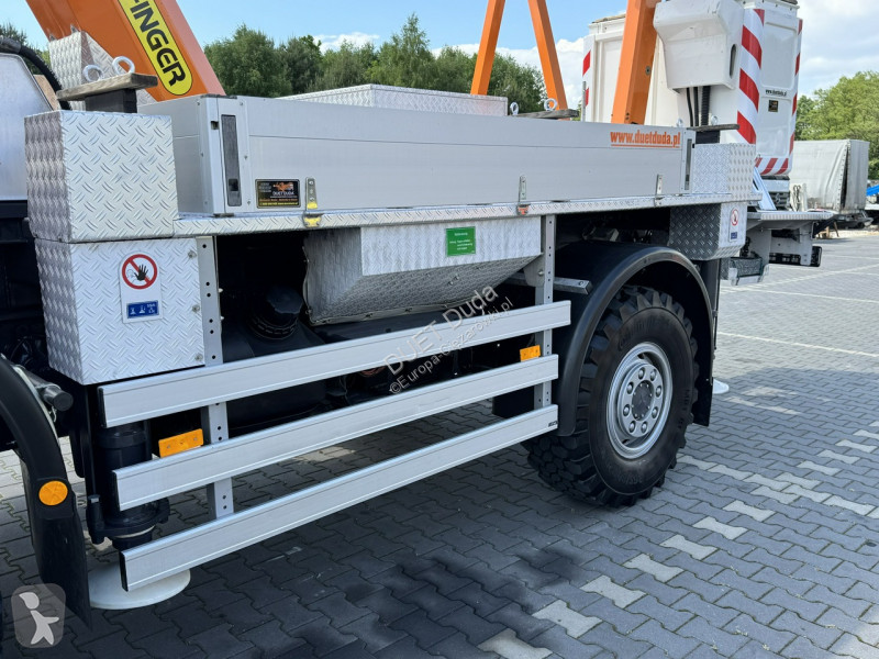 Camion Mercedes 718 E6 4x4 Zwyżka PALFINGER...