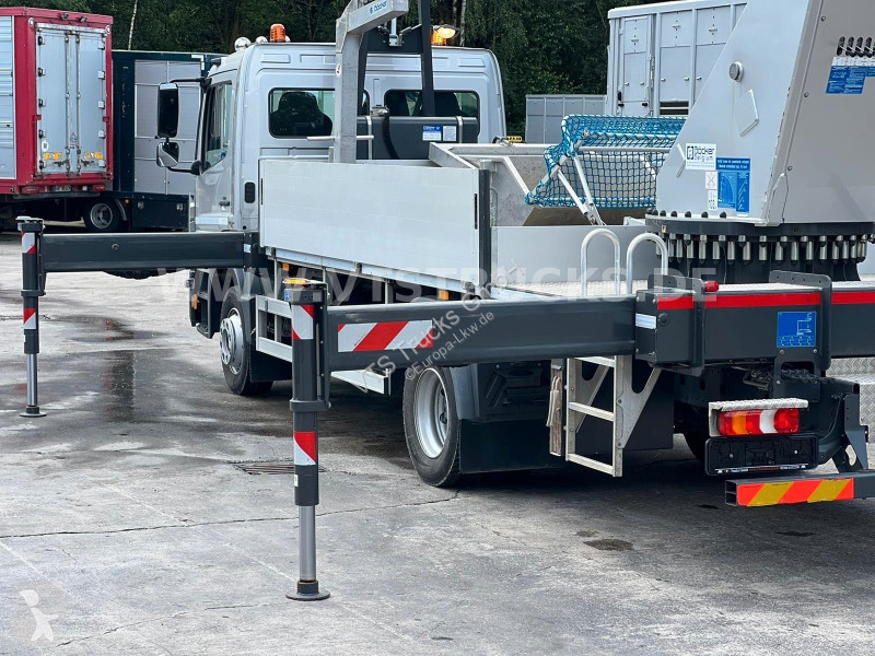 شاحنة Mercedes 1223 4x2 Böcker-Dachdeckerkran