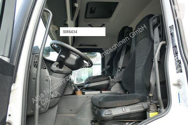 شاحنة Mercedes 2030 L 4x2,...