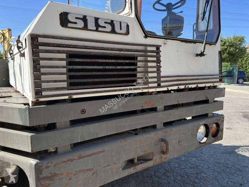 شاحنة Sisu TR150A/2600
