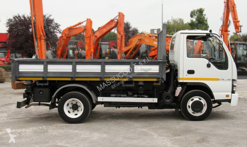 Грузовик Isuzu NQR175.75
