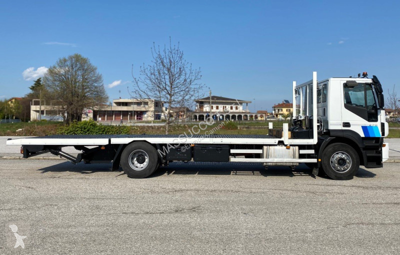 شاحنة Iveco STRALIS 270