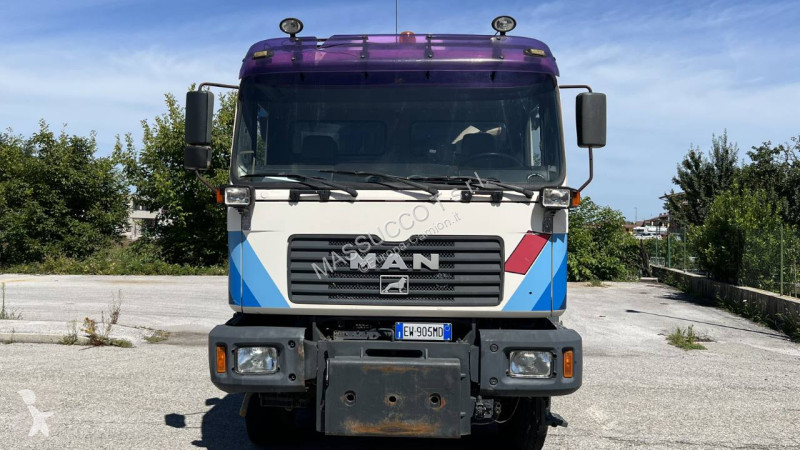 شاحنة MAN 41.364 VF 8x4