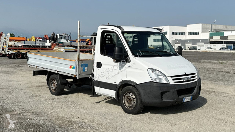 شاحنة Iveco - 29L 12