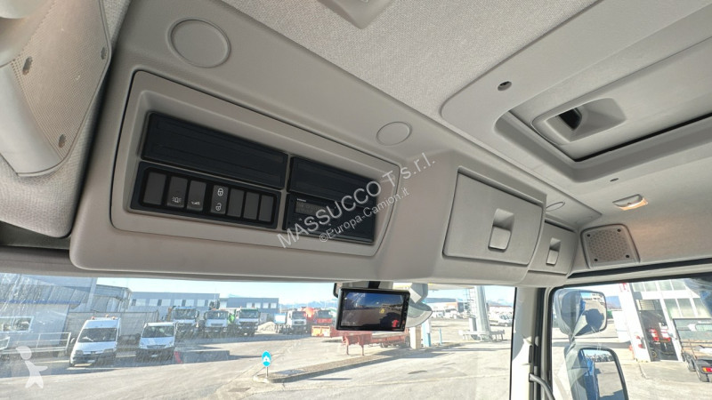 شاحنة Volvo FL280 4x4