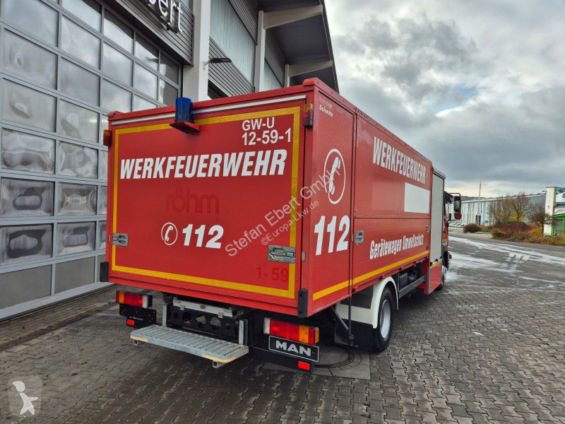 شاحنة MAN LE Feuerwehr Schmitz GW-6 Gerätewagen