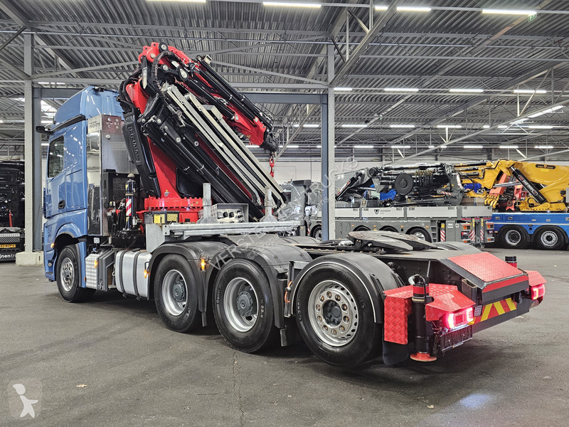 شاحنة Mercedes 3353 8x4 / FASSI 71 T/M + JIB /...