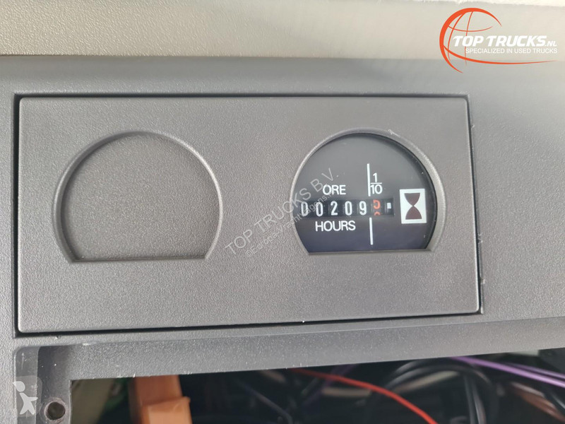 شاحنة Iveco EuroFire 95E18 4x4 -600 ltr...