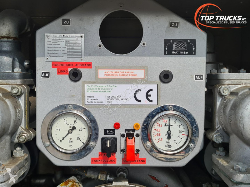 شاحنة Mercedes AF 4x4 - 1.800 ltr - 600 ltr...