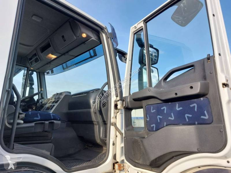 شاحنة Iveco