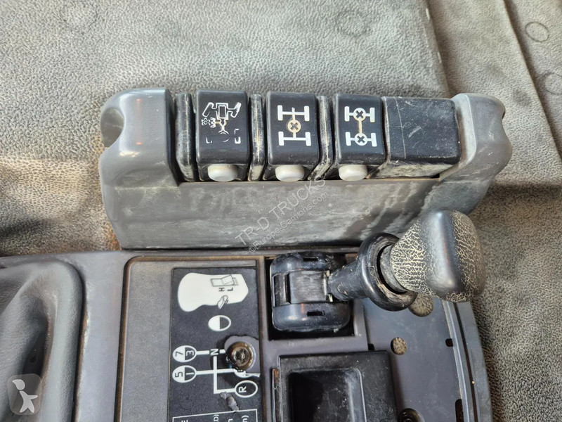 شاحنة Renault 420 6X4 - BENNE - AIRCO - RIDELLES