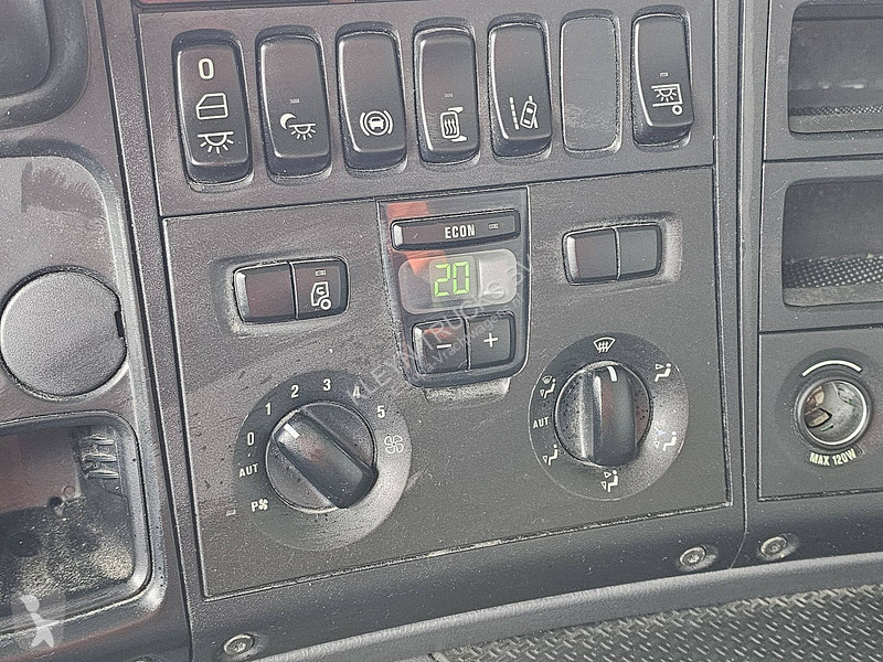 Camion Scania P250 AMBERET FRIGO IFT