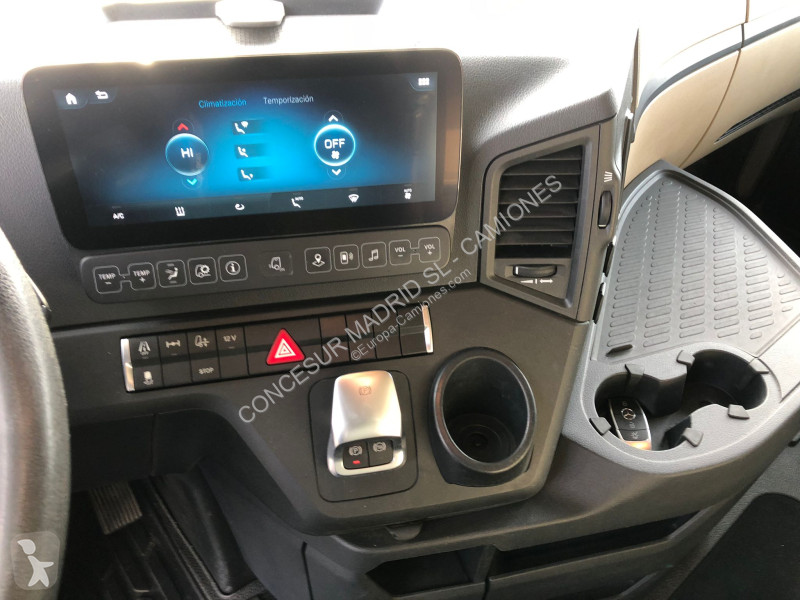 شاحنة Mercedes  2648 L CHASIS + BDF