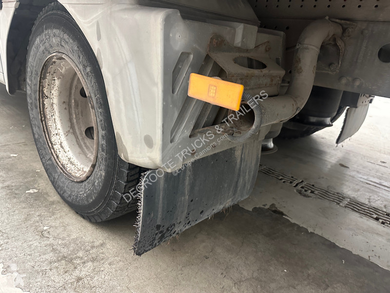 Camion Mercedes 1024