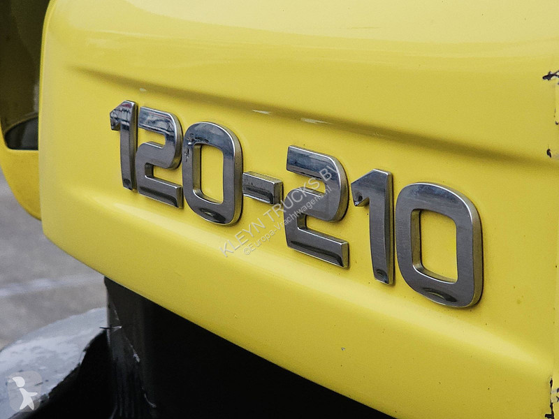 شاحنة Iveco 120E21 EUROCARGO AIRCO TAILLIFT