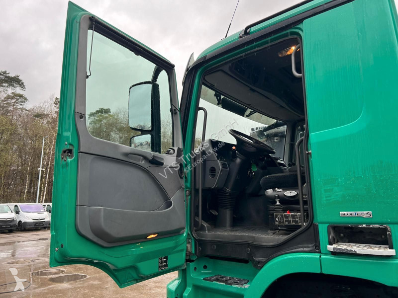 شاحنة Mercedes 3348 6x6 Kipper mit HIAB 1300RS 83