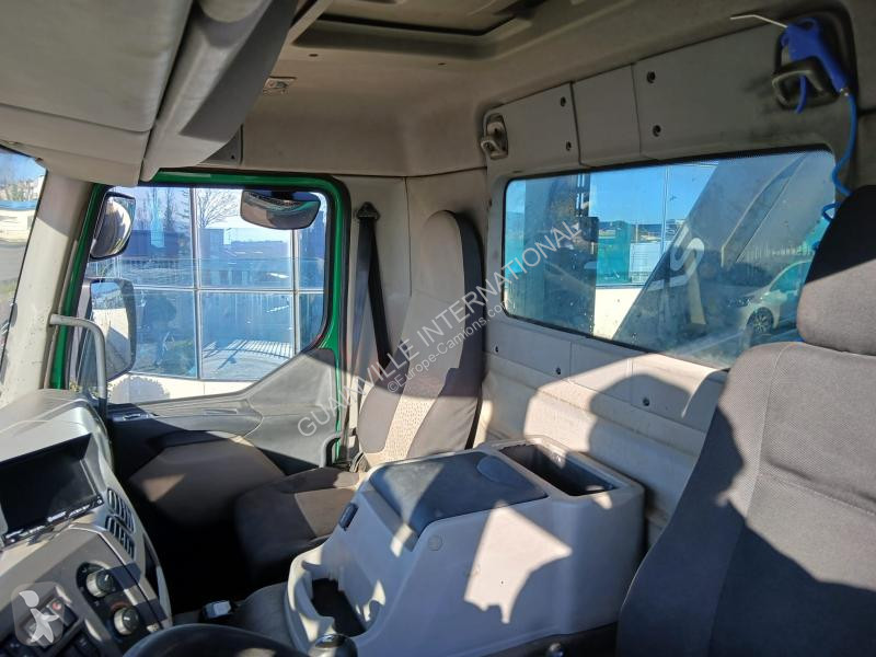 شاحنة Renault 370 DXI