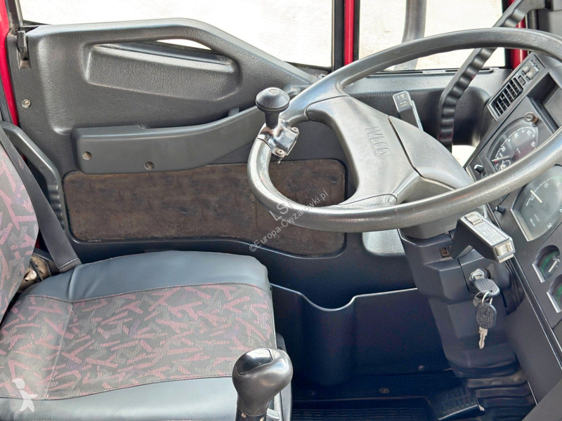 شاحنة Iveco EUROTEC 260E31* Abschleppwagen...