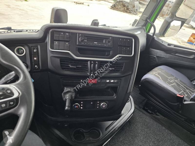 شاحنة Iveco