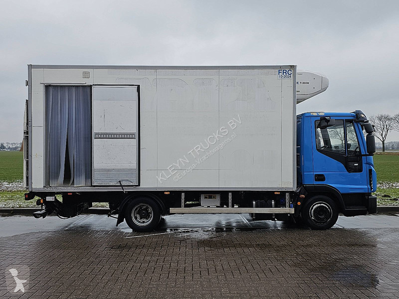 شاحنة Iveco 75E18 EUROCARGO THERMOKING LIFT A/C