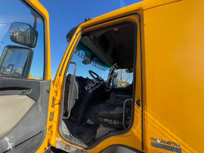 شاحنة Renault Euro 5 370 DXI Toilet Truck 6x4...