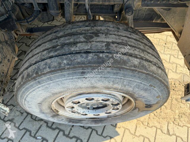 Camion Mercedes AROCS 3742 8x4 Betonmischer...