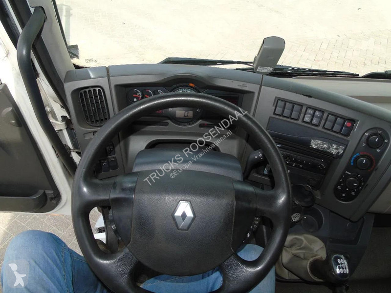 شاحنة Renault 220 + euro 5 + MANUAL + lift + 12T