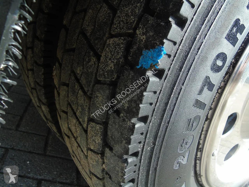 شاحنة Mercedes 1218 + euro 5 + lift