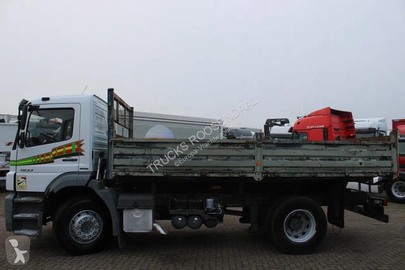شاحنة Mercedes 1833 + Open cargo bed + manual