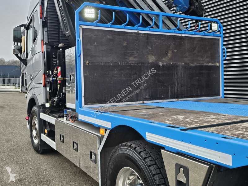 شاحنة Volvo 750 8x4 / RETARDER / FASSI 71 TM + JIB