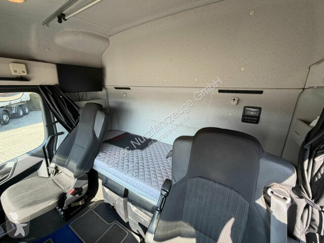 شاحنة Mercedes Arocs 2648 6x4 3 Achs Pritsche...