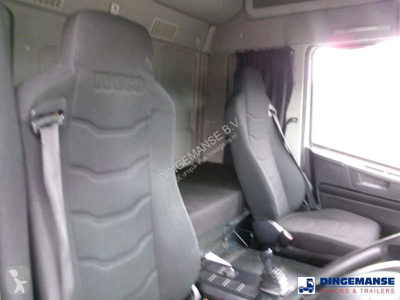 شاحنة Iveco 180E25S RHD 4x2 Euro 6 Closed box