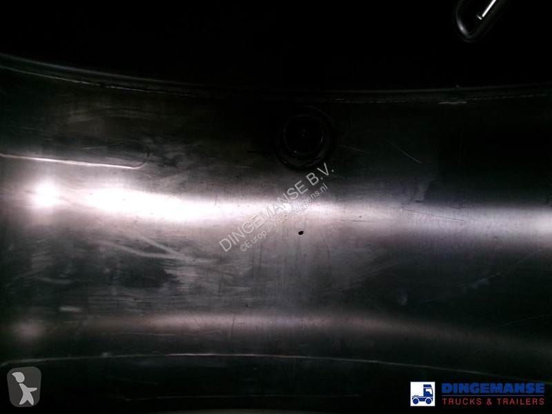 شاحنة Renault 270 4x2 fuel tank 13.8 m3 / 4 comp