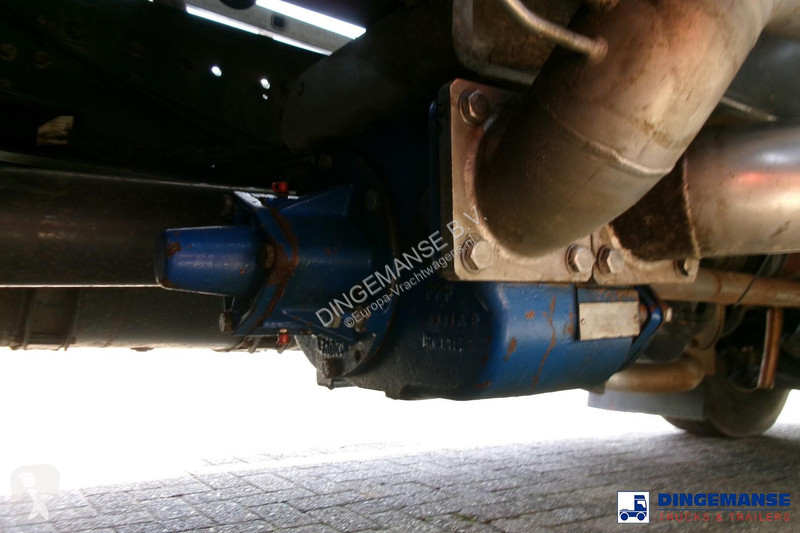 شاحنة Renault 270 4x2 fuel tank 13.7 m3 / 4 comp