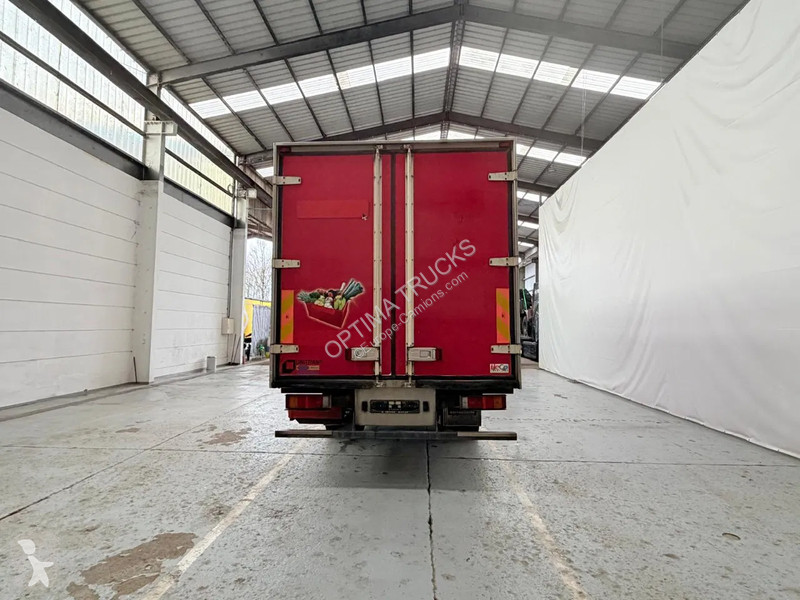 شاحنة Iveco EuroCargo 120 E22